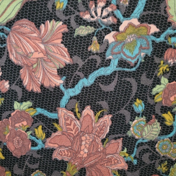 Floral LuLaRoe Julia - Picture 2 of 3